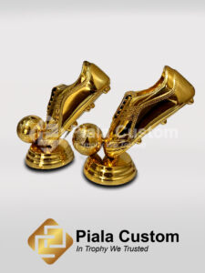 piala sepakbola sepatu, piala bergilir, pial asepakbola bergilir, piala custom, piala olahraga, piala seakbola, jual piala sepakbola, piala bola, piala bandung, piala sepakbola berkualitas, piala bola bandung, piala bergilir kunignan, piala kuningan, piala resin